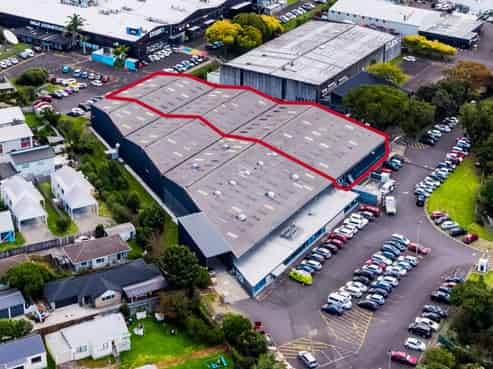 Refurbished Mount Wellington office with scale