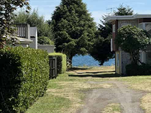 433 State Highway 1, Lake Taupo (East)