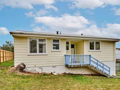 55 Westmeath Street, Waitangirua