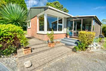 37 Main South Road, Karoro