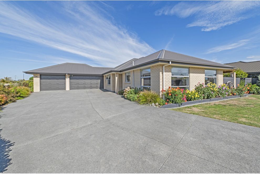 77 Manse Road, Leeston, Selwyn For Sale realestate.co.nz