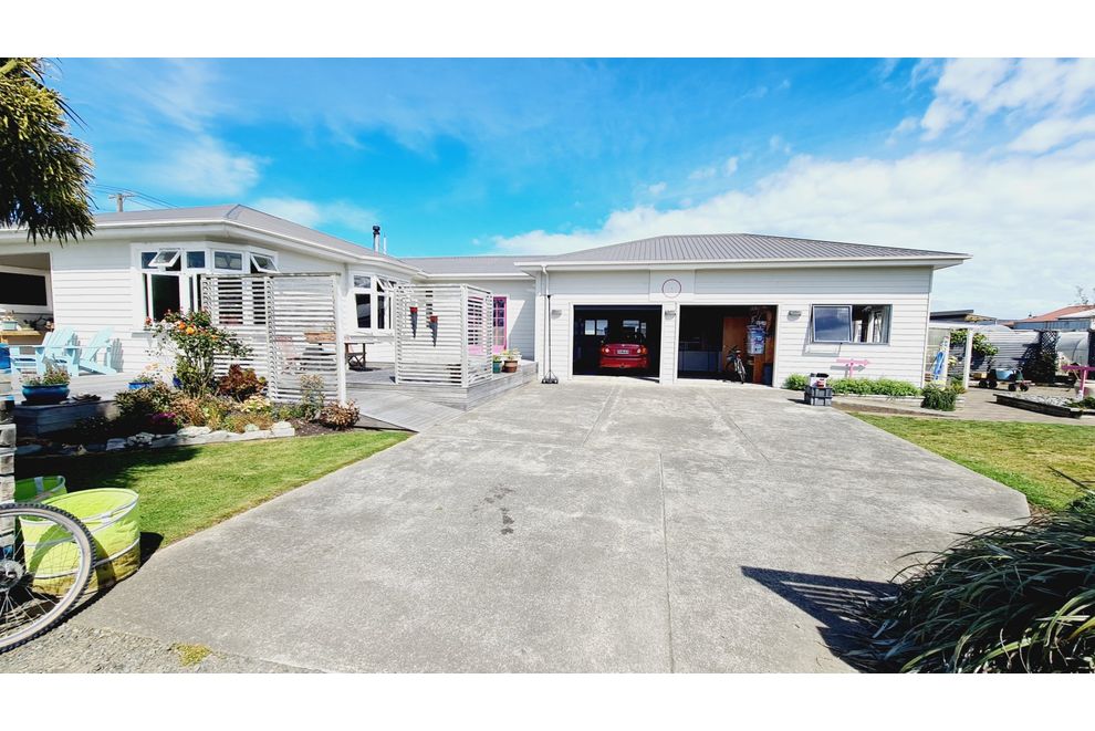32 Havelock Street, Riverton, Southland For Sale realestate.co.nz