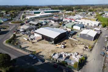 MODERN NEW BUILD - RETAIL & OFFICE OPPORTUNITIES
