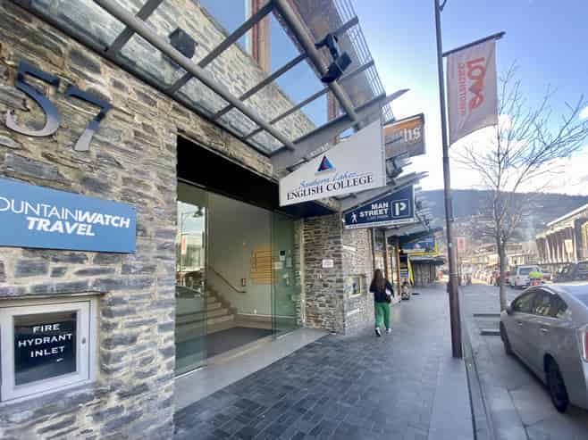 CBD Office with Balcony - Mountainwatch House