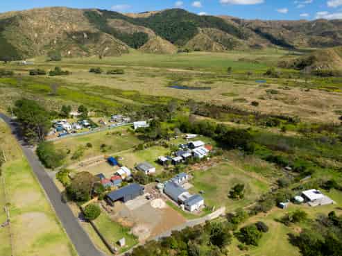 21a YMCA Road, Mahia