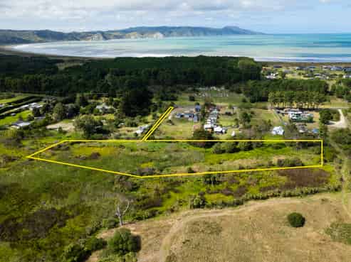 21a YMCA Road, Mahia
