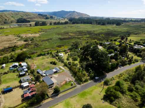 21a YMCA Road, Mahia