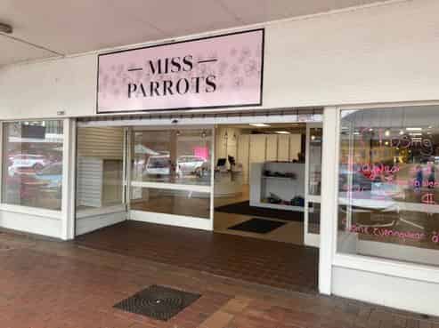 Popular retail location for lease