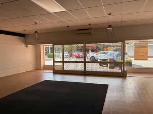 Popular retail location for lease