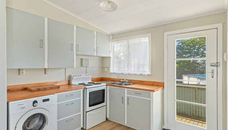 79A Swansea Road, Stratford