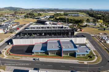 Stunning New Showroom & Warehouse