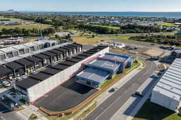 Stunning New Showroom & Warehouse