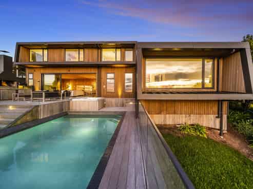 81 Piha Road, Piha