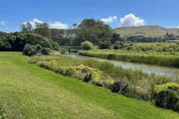 21 Shoal Beach Road, Aramoana