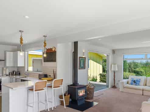 1 Rodney Avenue, Te Horo Beach