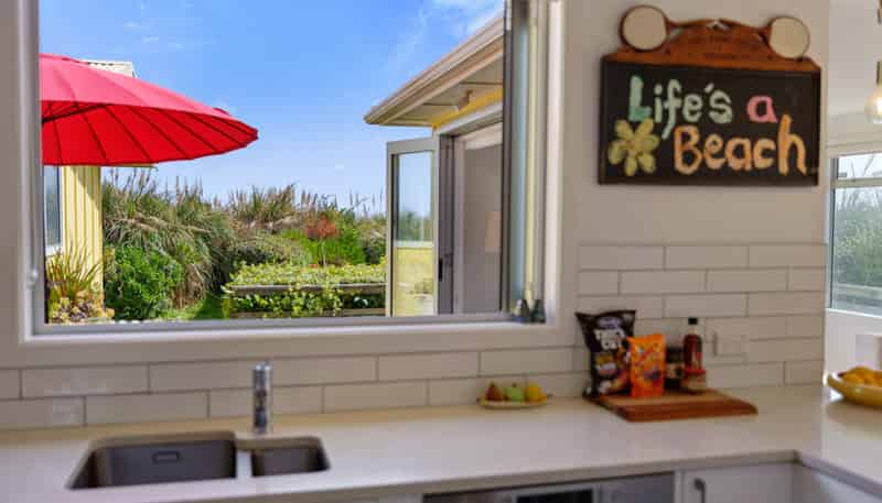 1 Rodney Avenue, Te Horo Beach