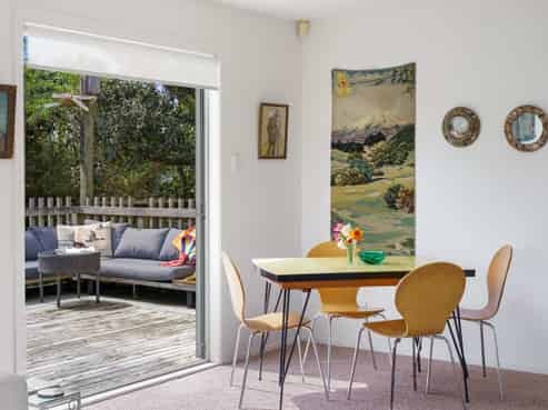 1 Rodney Avenue, Te Horo Beach
