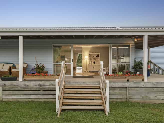 974 Kahikatea Flat Road, Waitoki