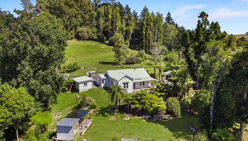 9 Feltham Street, Hunterville