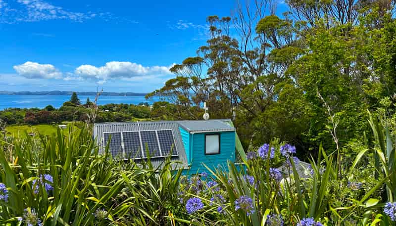 41 Ocean View Crescent, Rakino Island