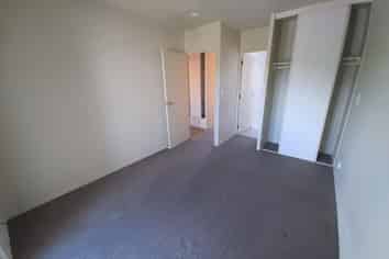 77 Winery Way, Henderson