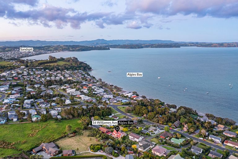 16 Willjames Avenue Algies Bay Rodney For Sale realestate .nz