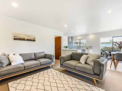 2/65 Weka Street, The Wood