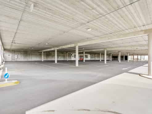 1,400sqm parking available to lease