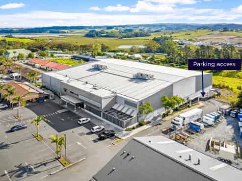 1,400sqm parking available to lease