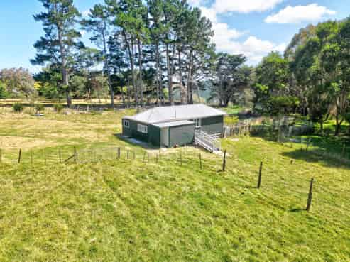 Lifestyle retreat and pet paradise 