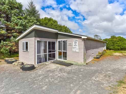 Lifestyle retreat and pet paradise 