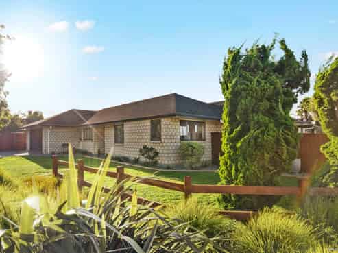 2 Trevors Place, Pukekohe