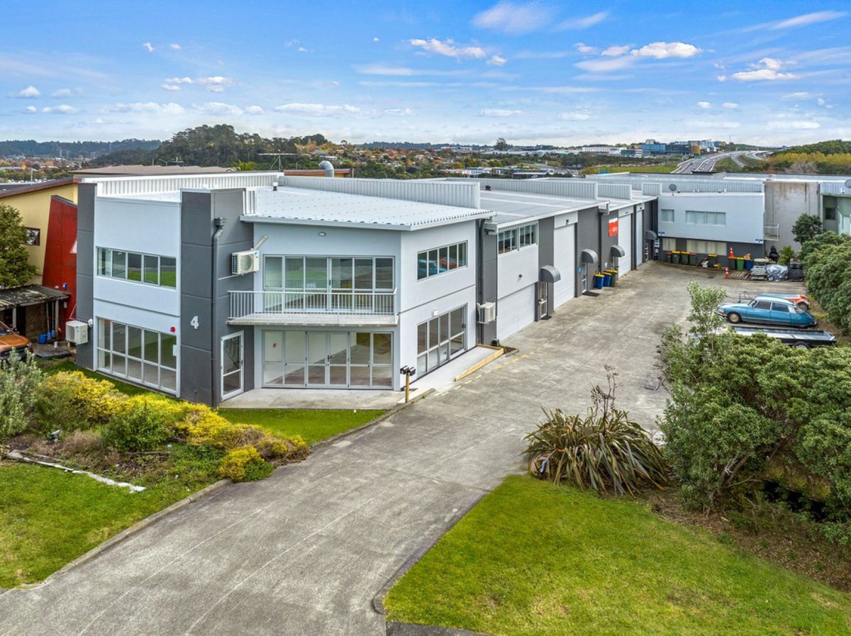 143 m² Albany high stud warehouse