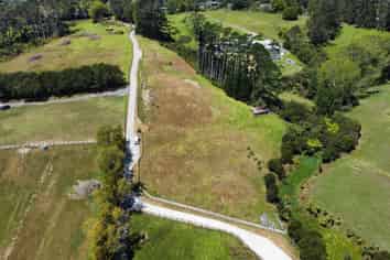 631B Dairy Flat Highway, Dairy Flat