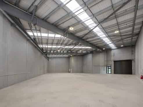 Westgate industrial for Lease