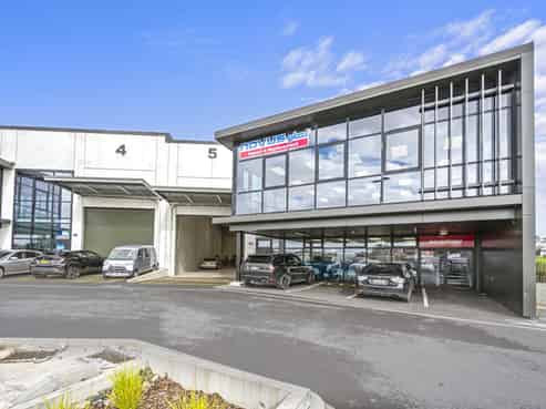 Westgate industrial for Lease
