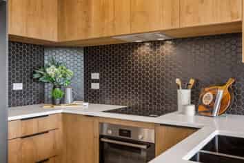 4/13 Fairdale Place, Birkdale