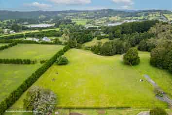 36 Dalkeith Drive, Kauri
