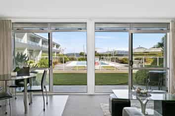 5/300 Lake Terrace, Two Mile Bay