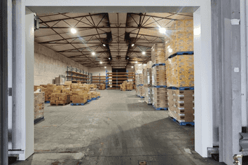 Quality Large Warehouses