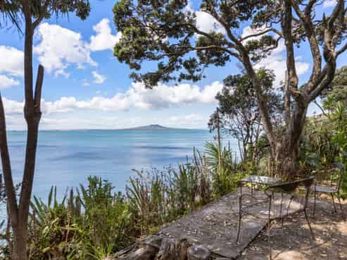 197 Beach Road, Campbells Bay