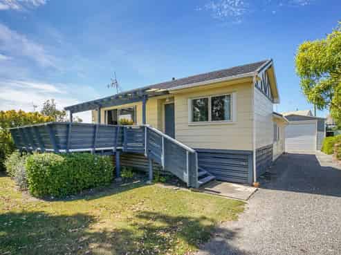 11 Lindsay Terrace, Motunau