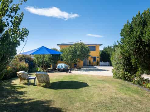 267 Clifton Road, Te Awanga