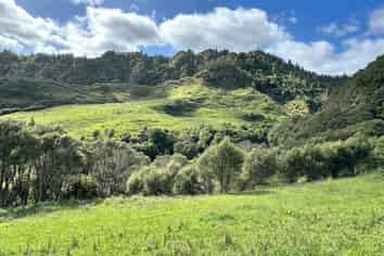 Lot 2 Piko Road, Okoki