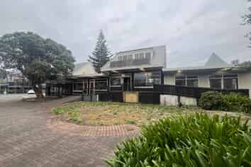 Versatile Retail Space in Paraparaumu Beach