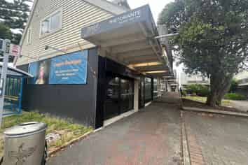 Versatile Retail Space in Paraparaumu Beach