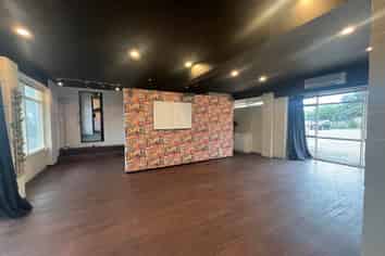 Versatile Retail Space in Paraparaumu Beach