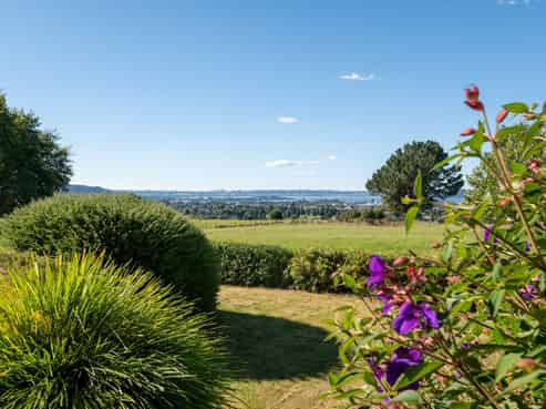 6 Mokoia Drive, Tihiotonga