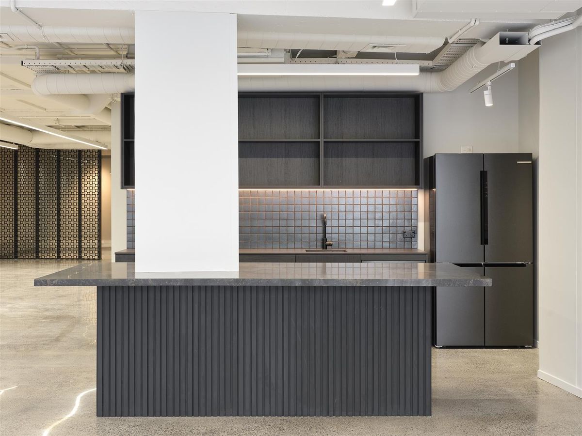 CBRE – HIGH STREET STUNNER – pohled 2