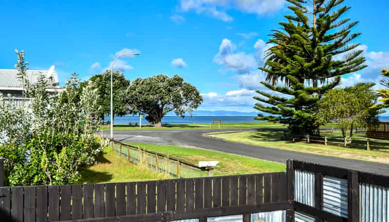 6 Puriri Avenue, Kaiaua